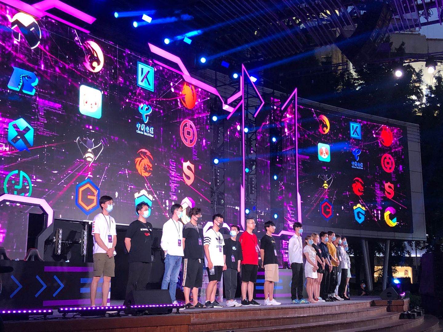 她将遭遇日 她将遭遇日