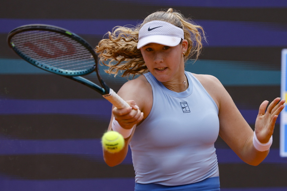 键时刻的两 键时刻的两